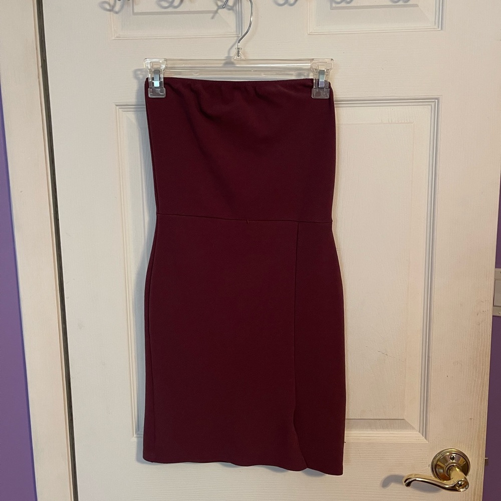 Strapless bodycon maroon/eggplant slit dress